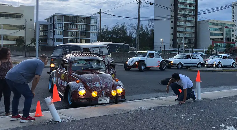 caravana vochera en Veracruz dia mundial del vocho 2024