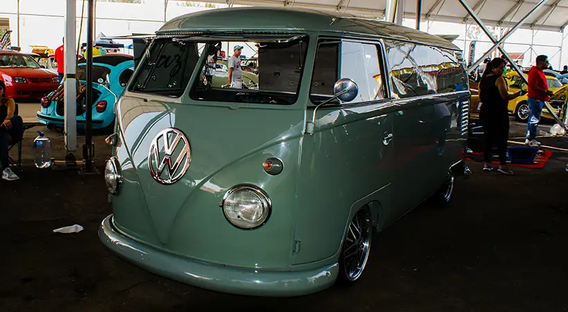 Nacional Volks & Roll