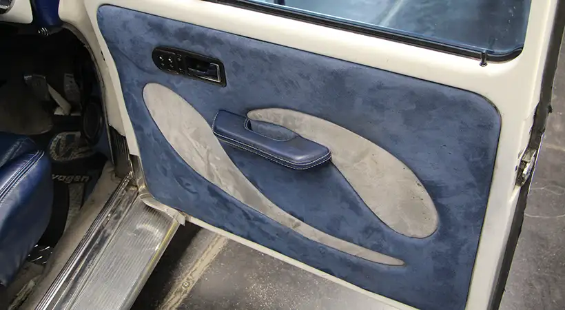 vocho-loco-volkswagen-74-con-volante-a-la-derecha-
